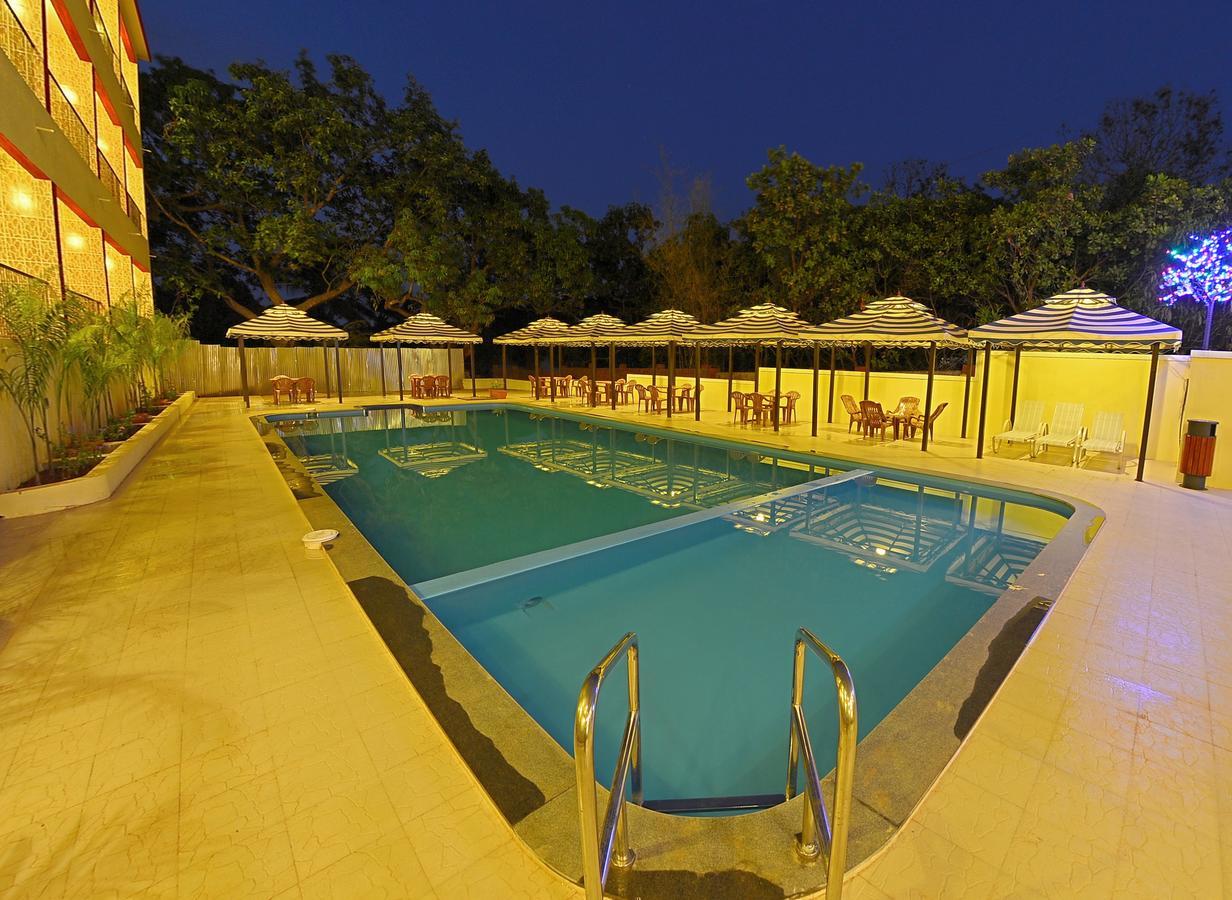Отель Grand Goa Exotica Guirim Экстерьер фото