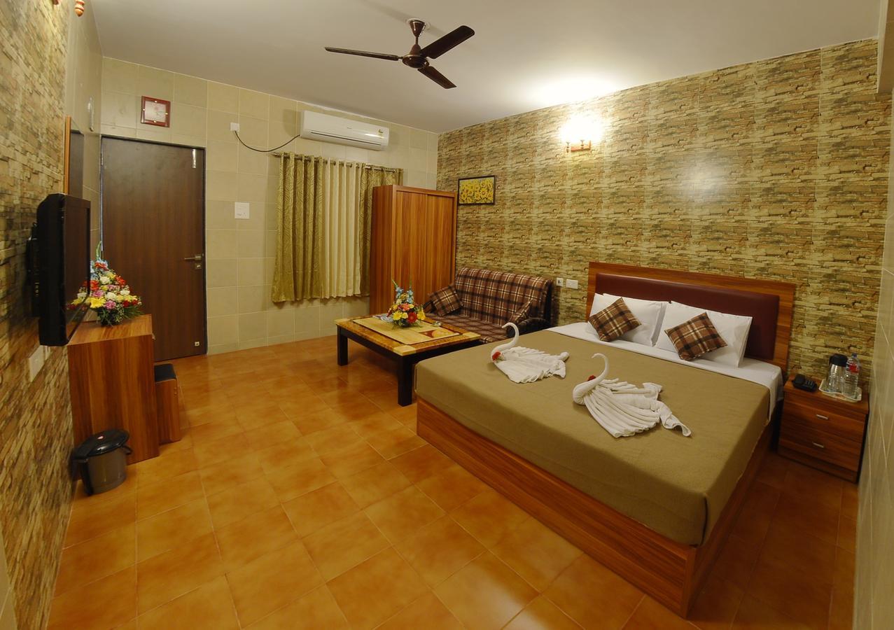 Отель Grand Goa Exotica Guirim Экстерьер фото
